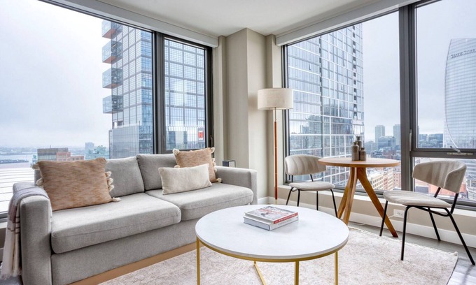 West End Apartamento | Gorgeous North Station 1BR w/ Gym & Laundry, nr TD Garden, by Blueground