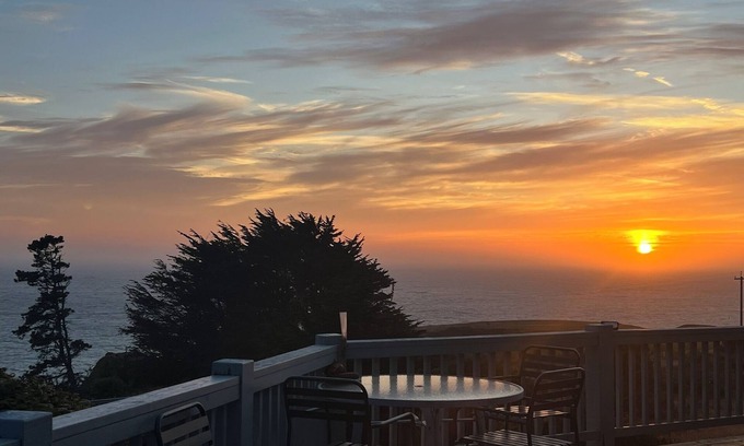 Gualala Casa | Gorgeous Ocean Views - Wild Iris Beach House