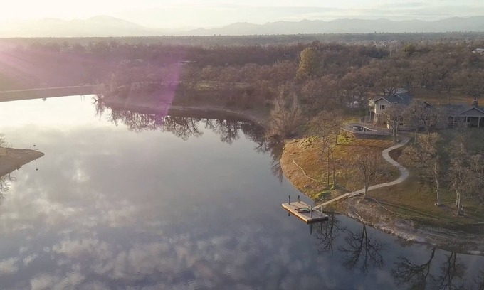 Shasta Cascade Casa | Gorgeous Palo Cedro Lakehouse w/POOL!