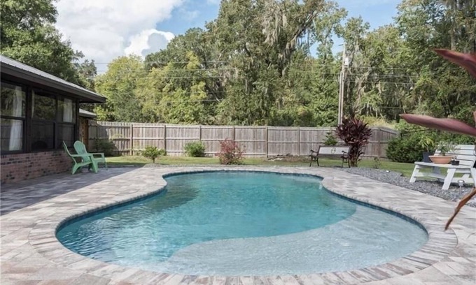 Lakeland Casa | Gorgeous pool home in South Lakeland. Family and pet friendly!