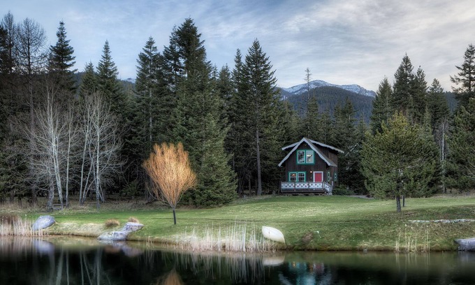 Kalispell Cabaña | Gorgeous Property Located Just 30 Minutes From Glacier National Park