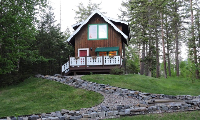 Kalispell Cabaña | Gorgeous Property Located Just 30 Minutes From Glacier National Park