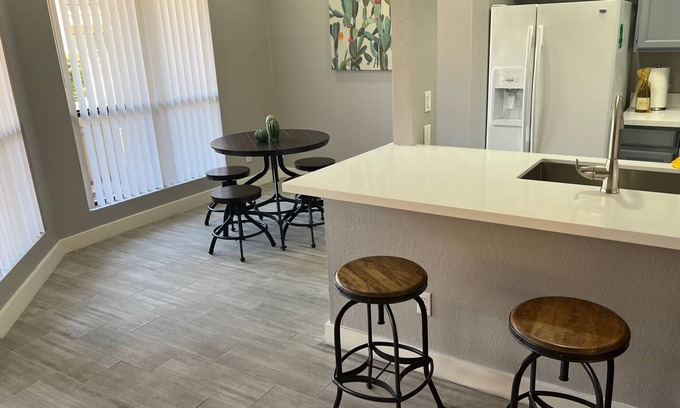 Scottsdale Ranch Condominio | Gorgeous Scottsdale Racquet Club Condo!