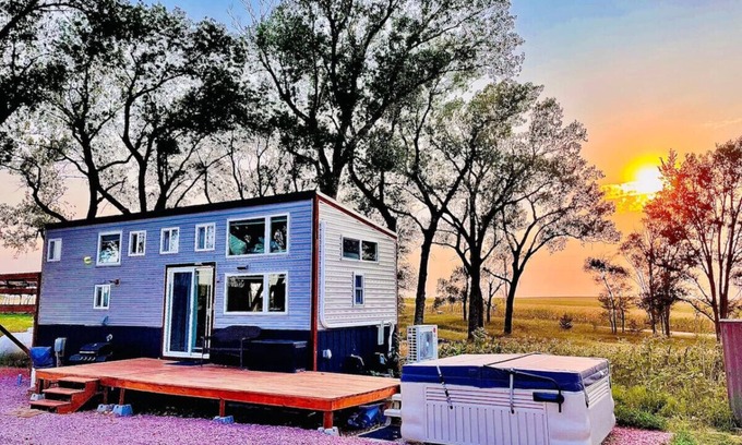 Burbank Casa | Gorgeous Tiny House, Peaceful Hills, Amazing Views