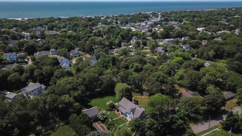 Harwich Port Casa | Gorgeous Traditional Home Modern Amenities Downtown Harwichport