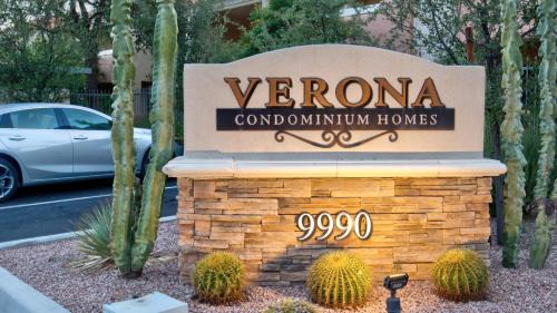 Central Scottsdale Casa | Gorgeous Upgraded Scottsdale Condo