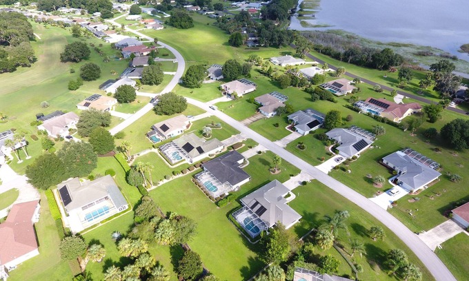 Inverness Casa | Gorgeous Vacation Ciska 3 Bedroom Home by Redawning