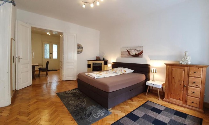Schottenfeld Apartamento | Gorgeous Viennese Apartment 10 min to City Center
