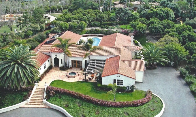 Rancho Santa Fe Villa | Preciosa Villa y piscina en prestigioso Rancho Santa Fe Urbanización cerrada