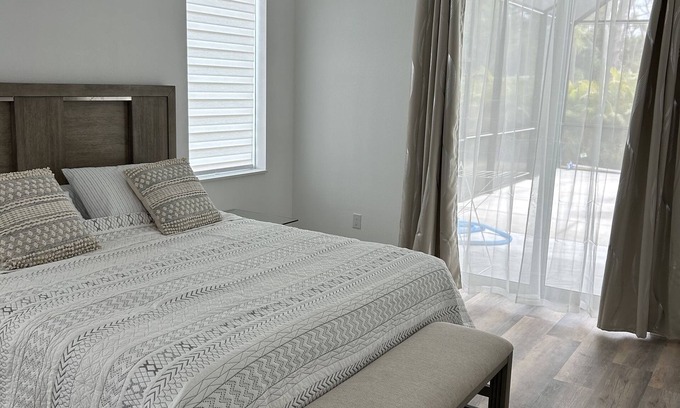 Port Charlotte Casa | Gorgeous Villa with heated pool in Port Charlotte, Fl