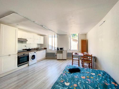 Castellane Apartamento | Gorges du Verdon - Hyper centre Castellane - Rue Piétonne - Studio 3 Couchages