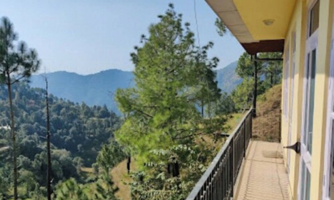 Shimla Hotel | Goroomgo Sukh Dham Homestay Shimla