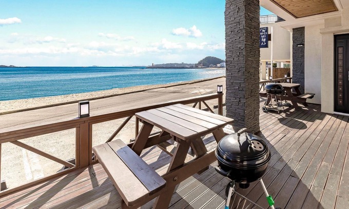 Sokcho Casa | Goseong Badabihaengsapensyeon