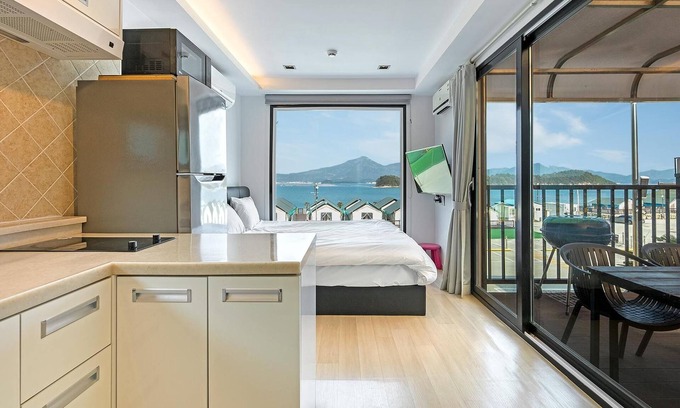 Goseong Casa | Goseong Bluewhale Glamping
