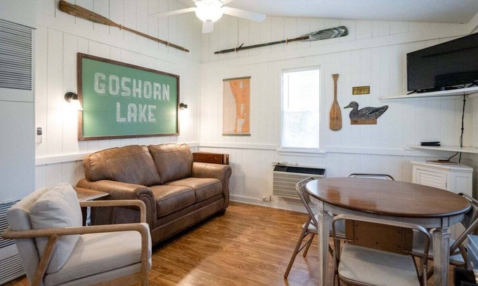 Saugatuck Cabaña | Goshorn Lake Resort Cottage #8