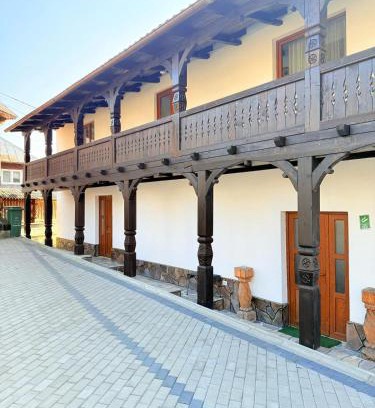 Rozavlea Casa | Gospodaria Klaus