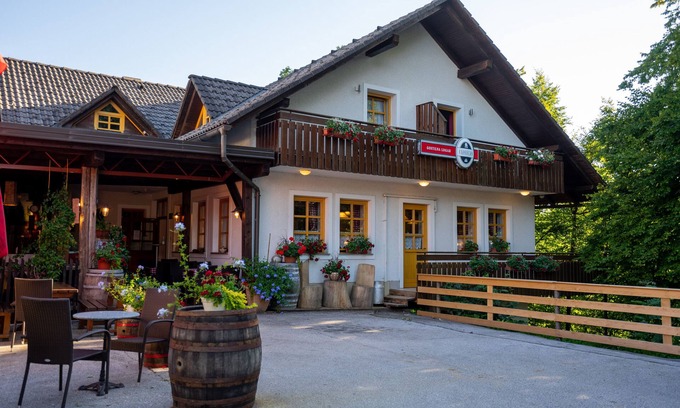 Hotemaze Casa | Gostilna Logar Logar Majda s.p.