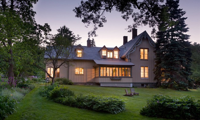 Trumansburg Cama Y Desayuno | Gothic Eves Inn and Spa Bed and Breakfast
