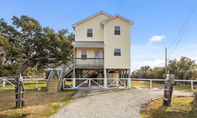 Harkers Island Casa | Gotta Getaway- 3-bedroom home in Harkers Island, NC