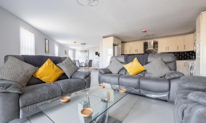 Ballygowan Casa | Gourleys Hideout