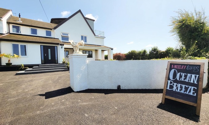 Port-Eynon Apartamento | Gower Hideaway - 3 Bed Apartment - Ocean Breeze