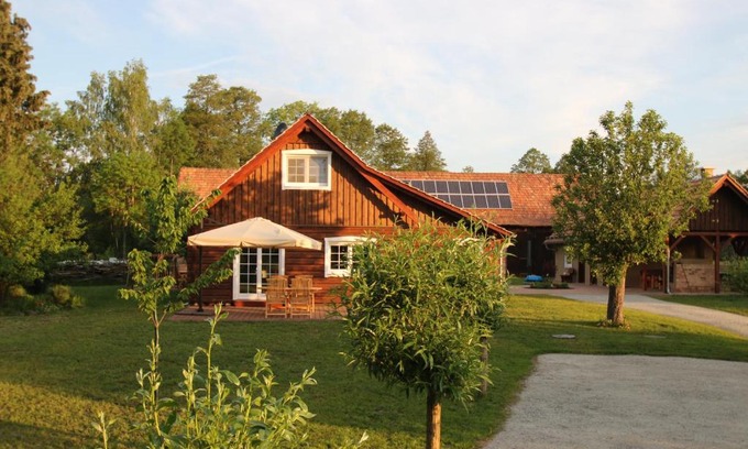 Burg-Dorf Casa | Grüne Farm - FeWo Ost