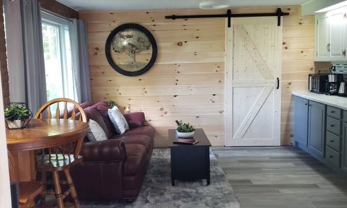 Mansfield Apartamento | Grace Manor-secluded apartment on private estate. 1 Mile from all conveniences.