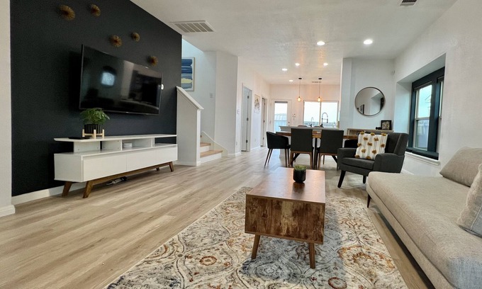 Austin Casa | Graceful Casita