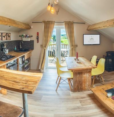 Abergele Otro | Gracie's Lodge at Woody's Glamping