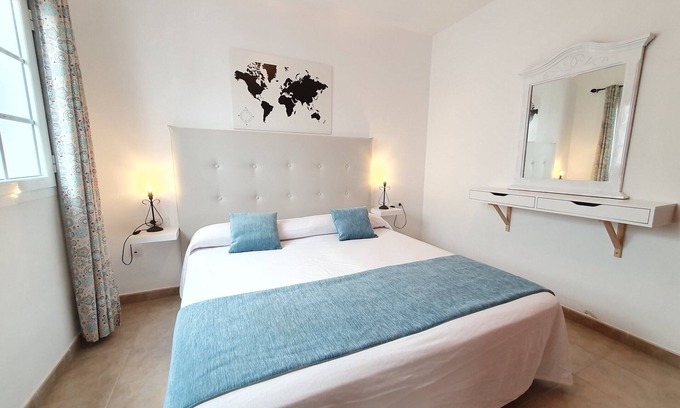 Caleta de Sebo Apartamento | Graciosamar 1 - Wifi - Smart TV - Movistar+ UK TV