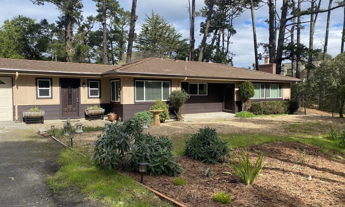 Del Monte Forest Casa | Gracious 3-bedroom Pebble Beach Home in Quiet, Convenient Wooded Area