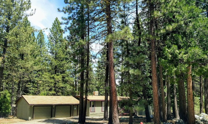 Graeagle Casa | Graeagle - Close to Mill Pond & Golf