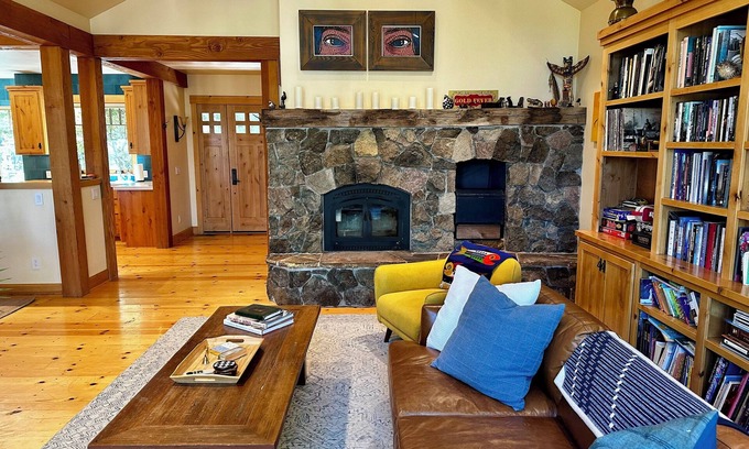 Graeagle Casa | Graeagle Tree House