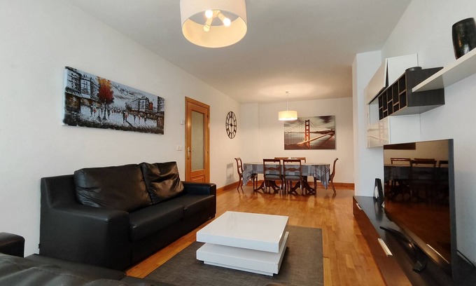 Ermitagana Apartamento | Gran apartamento para 8 personas