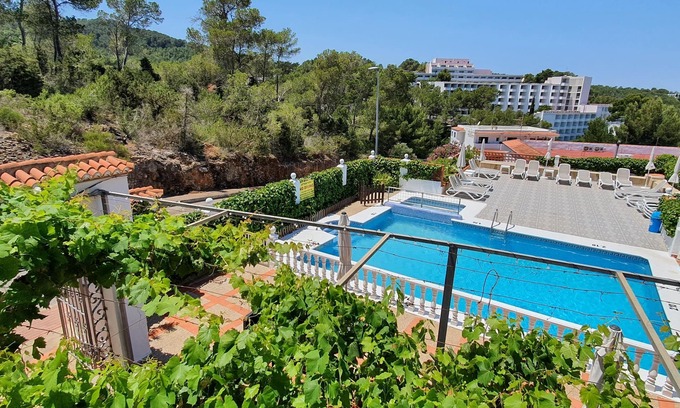 Portinatx Hotel | Granada Apartments Ibiza