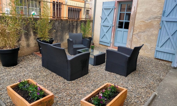 Moissac Apartamento | Grand Appartement Avec Cour, Idéal Pour les Familles. Animaux Acceptés !