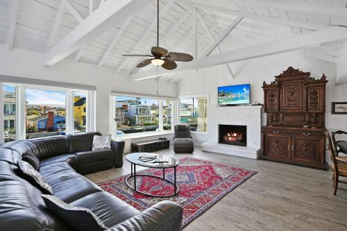 Balboa Island Casa | Grand Canal Getaway - Balboa Island
