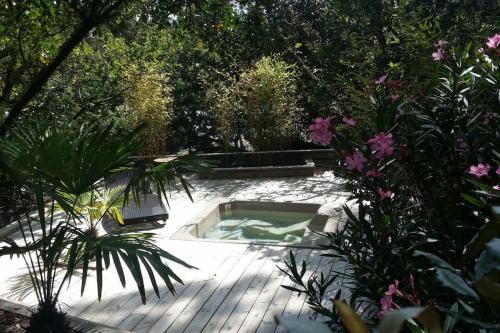 Lacanau-Ocean Chalet De Esquí | Grand Chalet 90m2 à 5mt de l’Océan avec jacuzzi