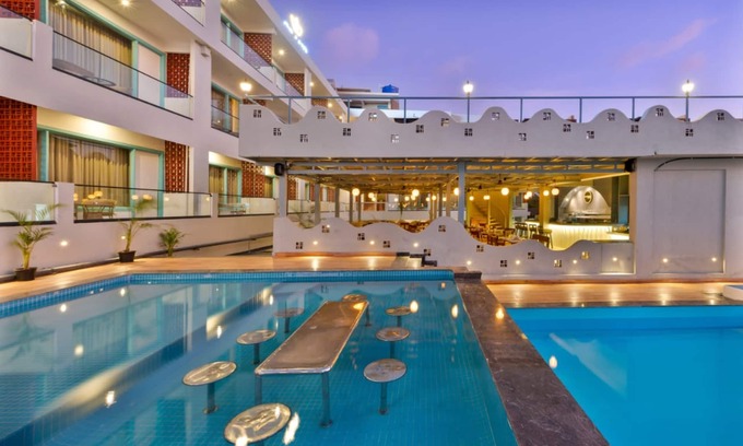 Morjim Hotel | Grand Continent Morjim