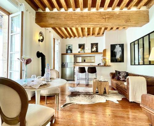 Beaune City Centre Apartamento | Grand Cru, Appartement au Centre Médiéval de Beaune