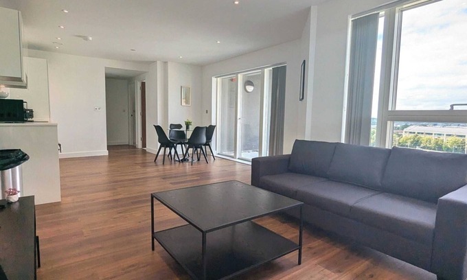 Bracknell Apartamento | Grand Exchange Nr Ascot 2 bed with Parking