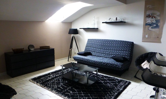 Corte Apartamento | Grand F2 en el centro de Corte