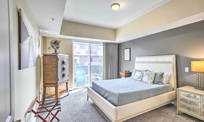 Grand Haven Apartamento | Grand Haven Condo w/ Patio < 1 Mi to Downtown