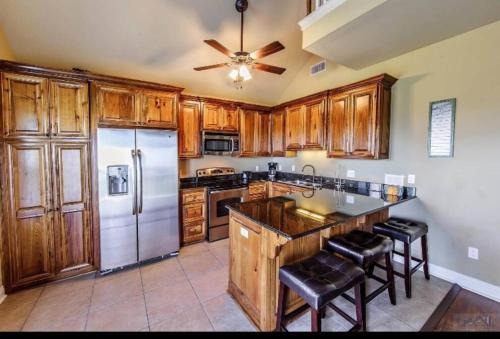 Grand Isle Casa | Grand isle Detached Condo Unit F 3 bedrooms 1 bath Easy beach access pet ok