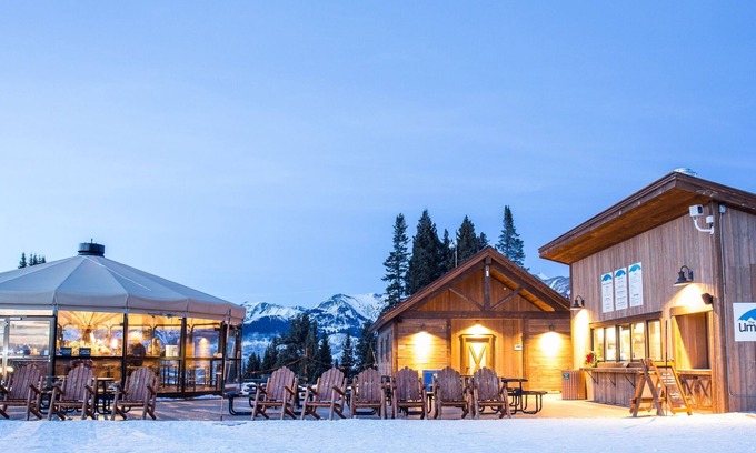 Crested Butte Condominio | Grand Lodge Condo In The Heart Of Mt Crested Butte 1 Bedroom Condo - No Cleaning Fee! by RedAwning