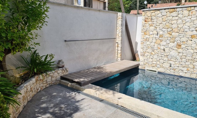 Cendras Casa | Grand Loft Moderne Avec Piscine aux Portes des Cévennes !