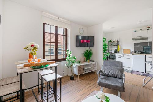 Le Pin Apartamento | Grand logement 38m2, Aéroport Paris CDG, Disneyland Paris 20min, Parc Astérix, 1 Chambre, 1 Salon