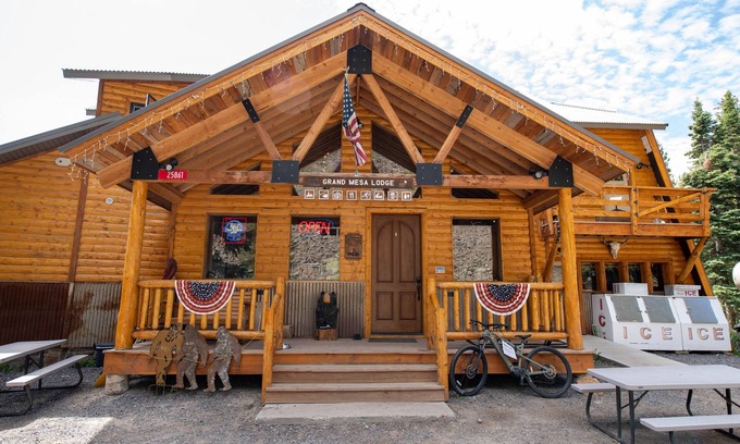 Cedaredge Cabina | Grand Mesa Lodge
