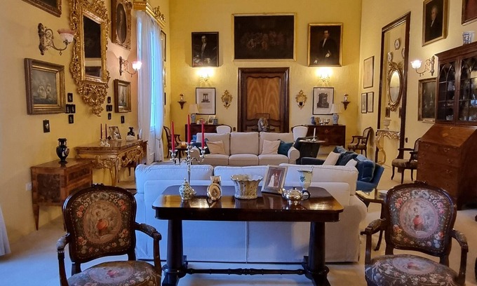 Mdina Old City Casa | Grand Palazzo in Mdina's main square