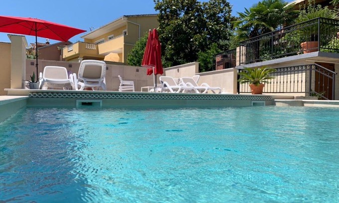Opric Apartamento | Grand Pool Apartment Ika-Opatija